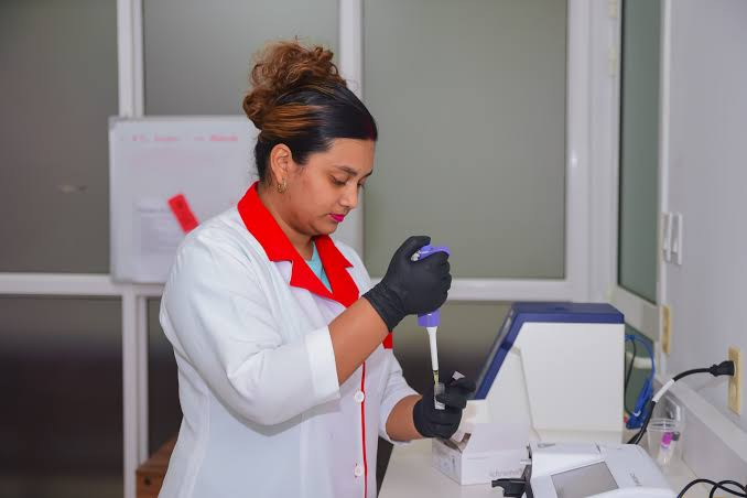 W-Lab laboratory technician at work